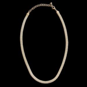 Silver plated necklace Like New